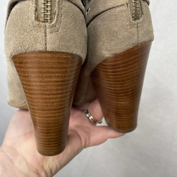 Trouvé Leather Upper Womens Size 8.5 Tan Studded High Heeled Booties Boots - Picture 5 of 15